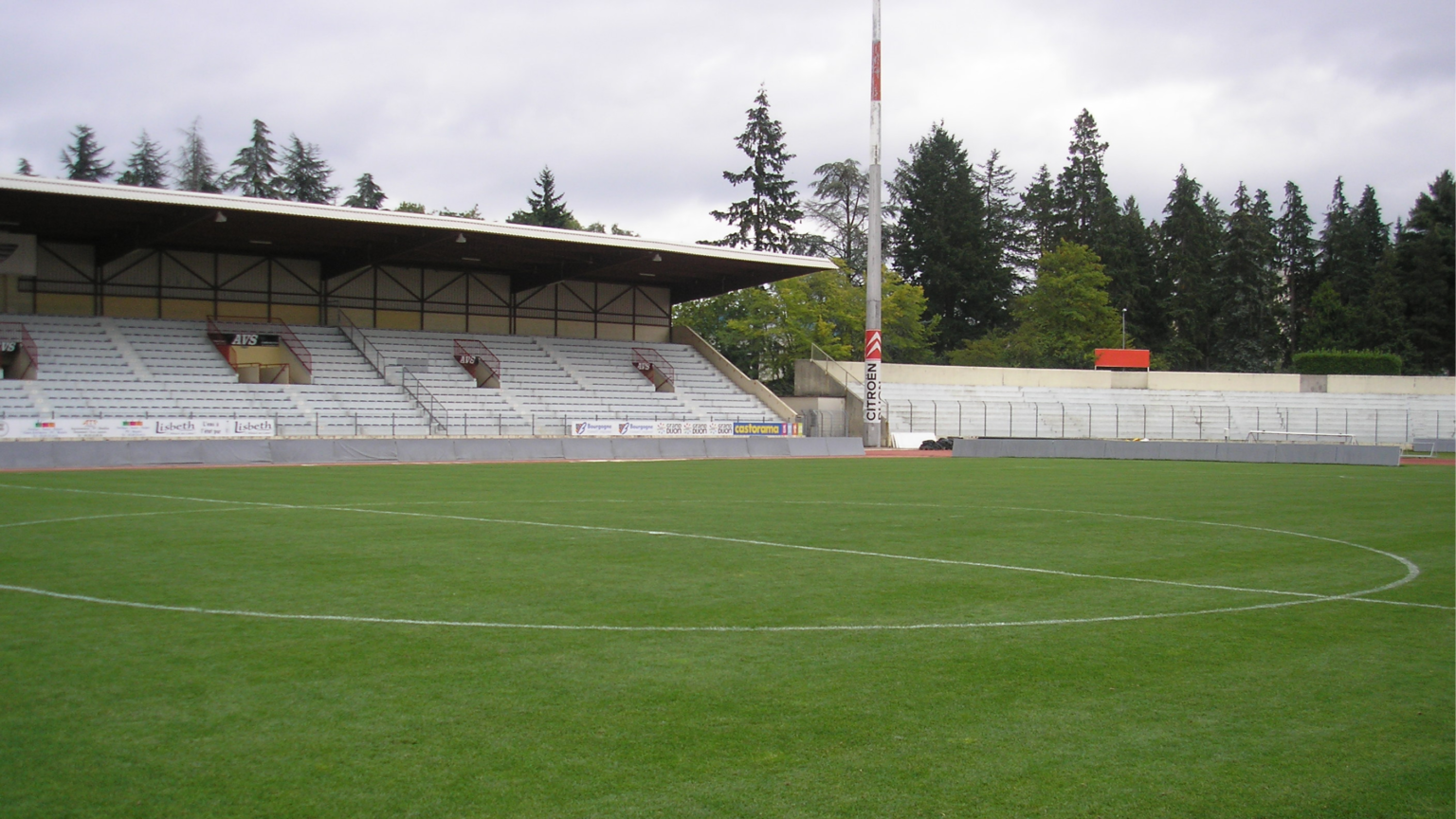 Le Stade Gaston Gérard DFCO