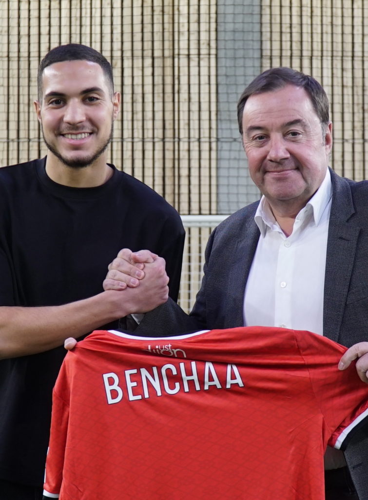 Reda Benchaa signe son premier contrat pro au DFCO !