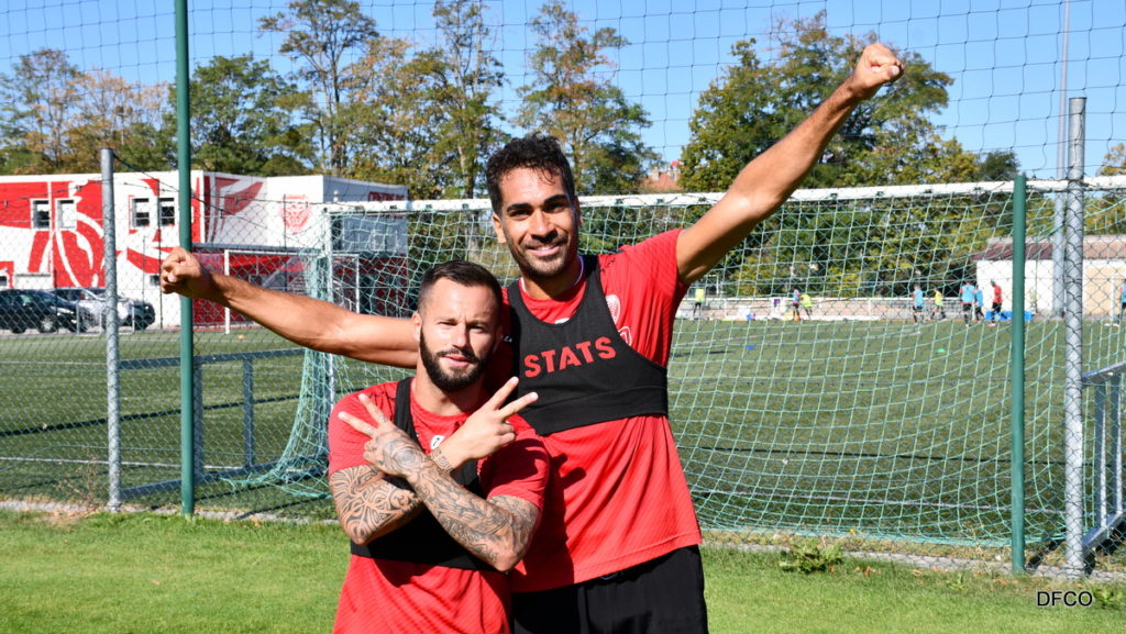 Le duo Sammaritano / Lautoa vainqueur du tennis-ballon !