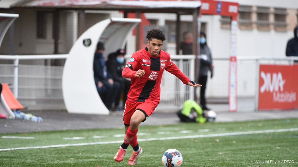 Formation : victoire des U17, match nul en N3