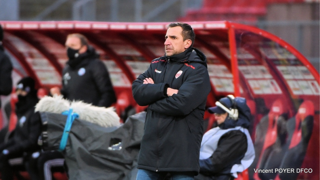 David Linarès / Lorient – DFCO : « Se concentrer sur notre plan de jeu »