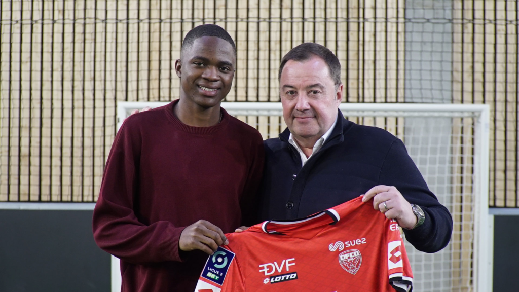 Cyril Loïc Etoga s’engage avec le DFCO !