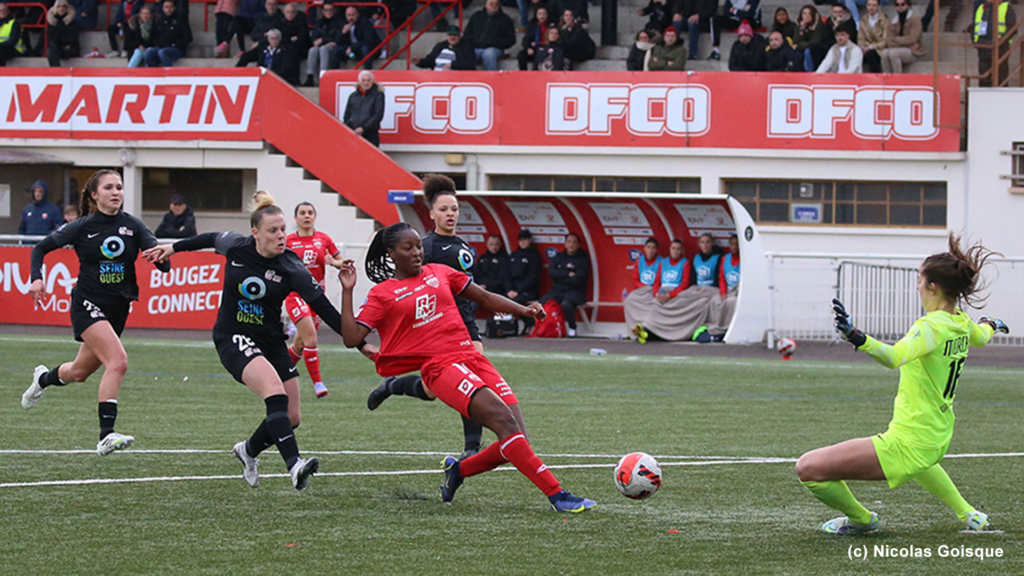 Le DFCO battu par Issy (0-1)