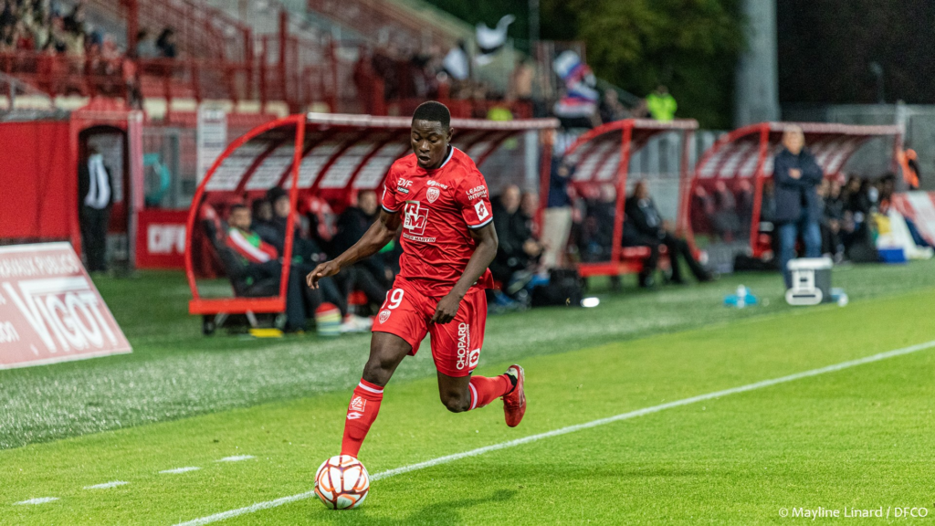 3 matchs de suspension pour Ahmad Ngouyamsa