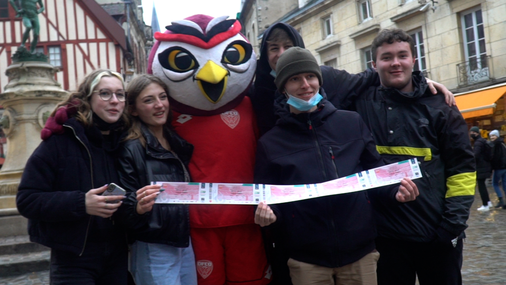 Lolie défie Dijon !