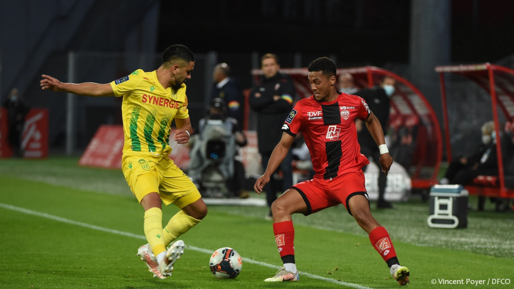 Le DFCO battu par Nantes (0-4)