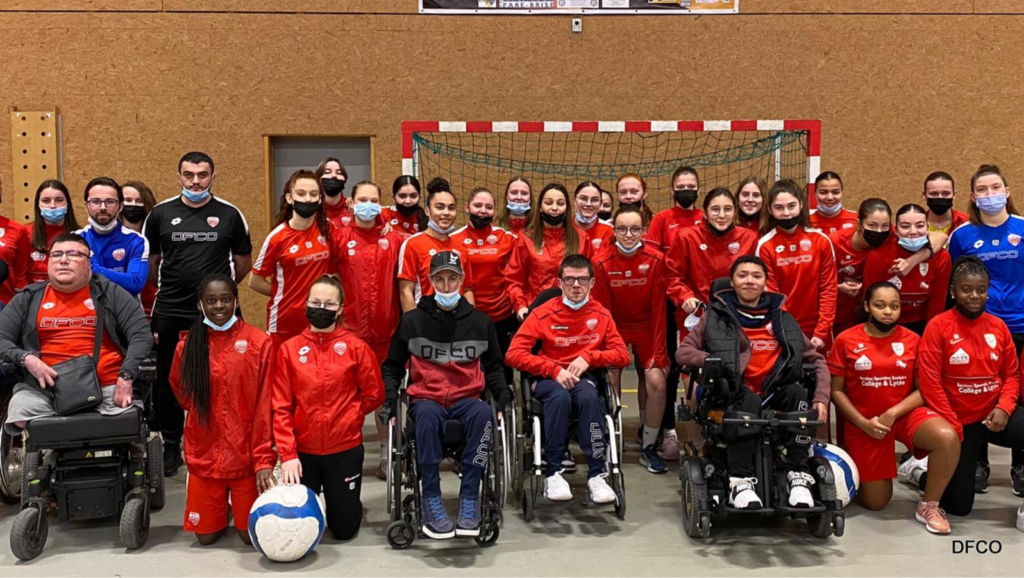 Section Sportive : Initiation au foot fauteuil