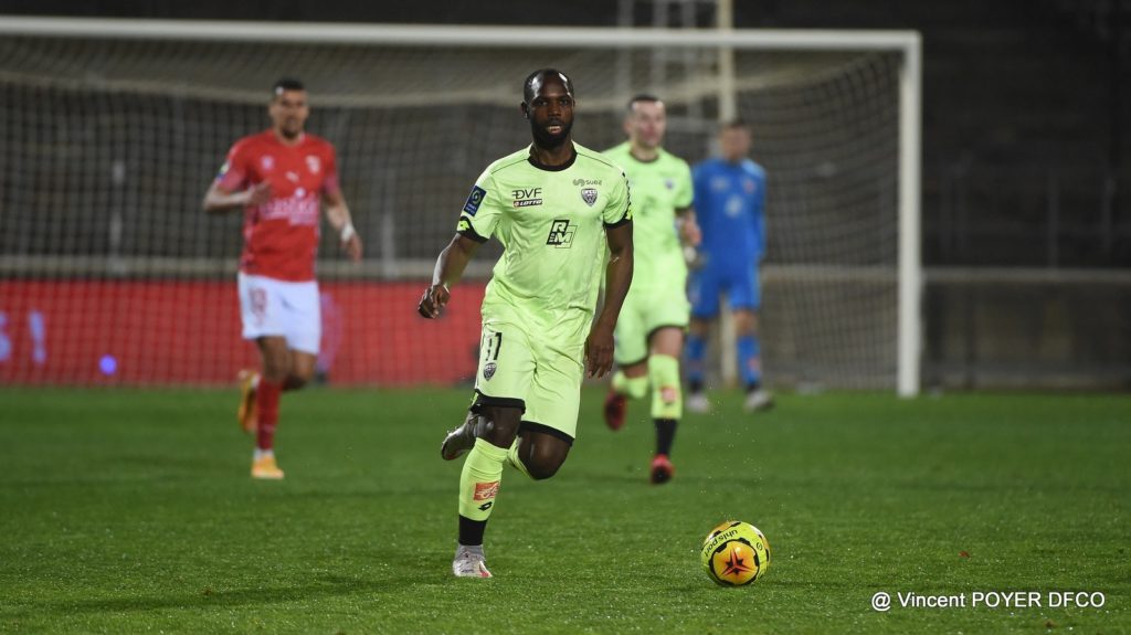 Nîmes – DFCO (1-3) : Les réactions de David Linarès et Moussa Konaté