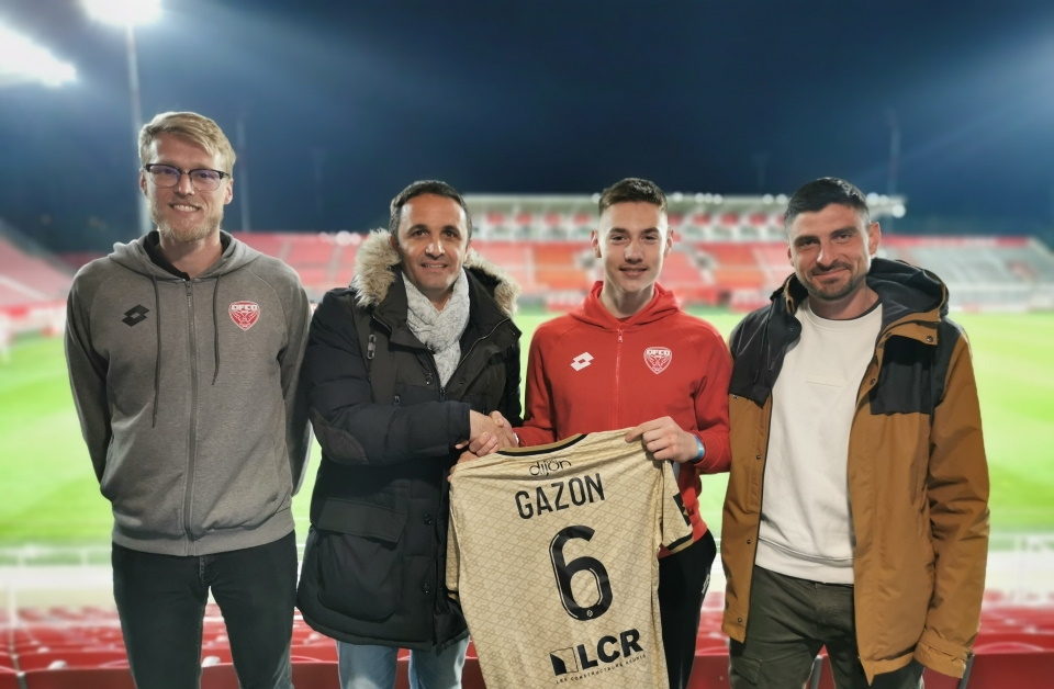 Formation : Maxence Gazon poursuit l&rsquo;aventure avec le DFCO