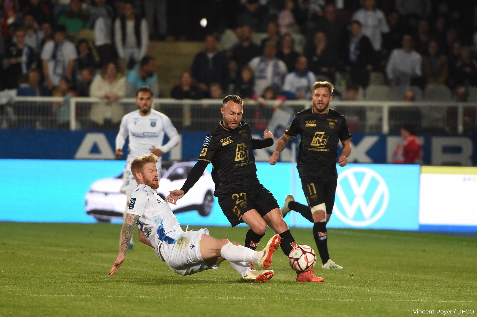 AJA – DFCO (2-1) : L’album photo du derby