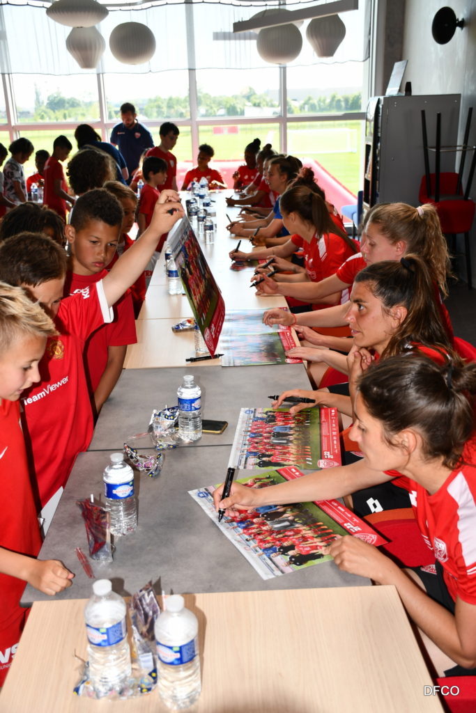DFCO TOUR : 300 enfants au centre d’entraînement