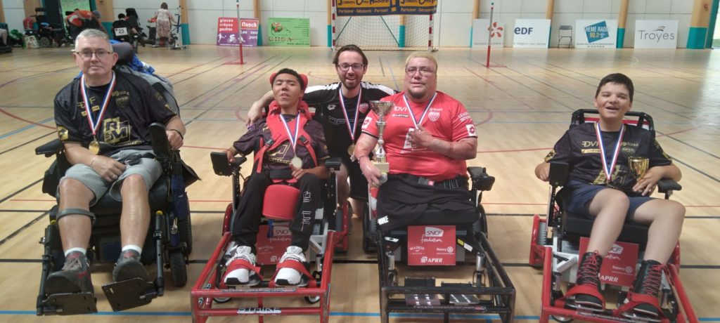 Foot Fauteuil : le DFCO champion de France Zone Est en D4 !