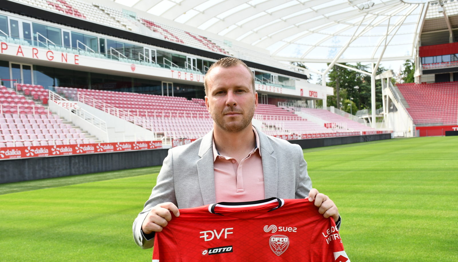 Sylvain Carric nommé manager de la section féminine du DFCO