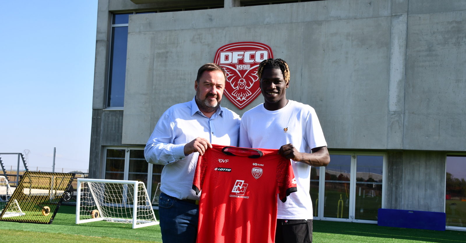 Loum Tchaouna rejoint le DFCO !