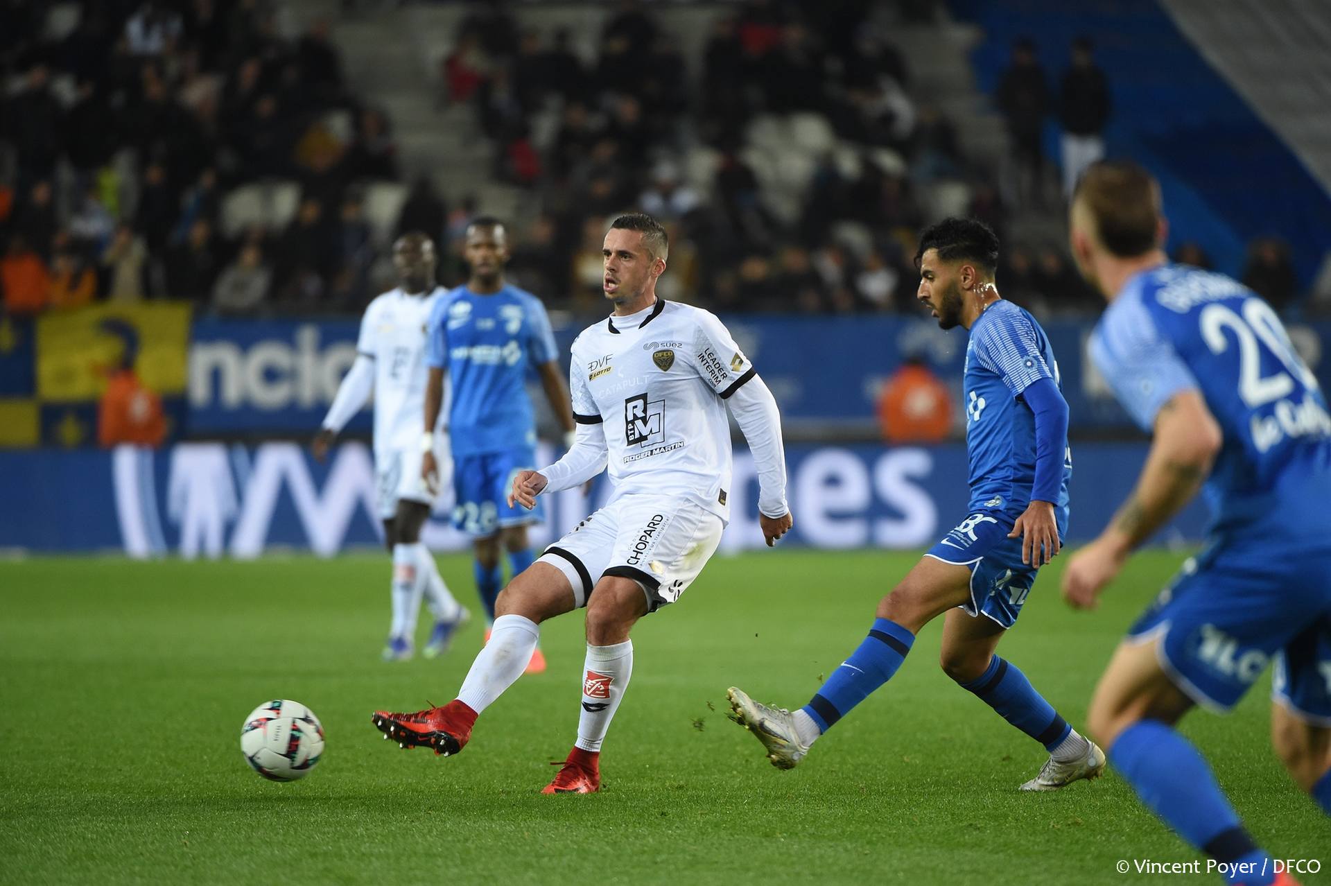 Le DFCO ramène un bon point de Grenoble (0-0)