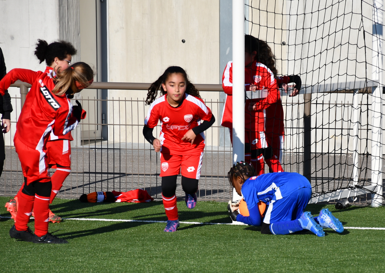 École de Foot féminine : inscrivez-vous aux portes ouvertes