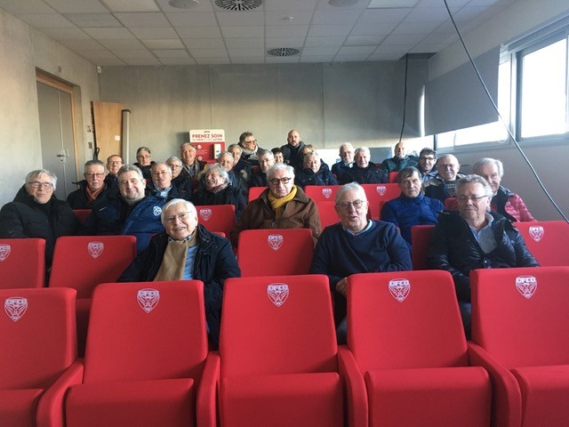 L’Amicale des Anciens visite le nouveau Centre d’entraînement