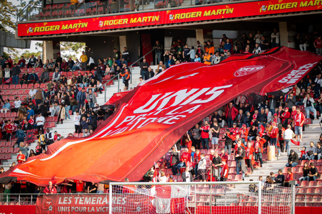 DFCO-Paris FC : les dernières places en vente en ligne