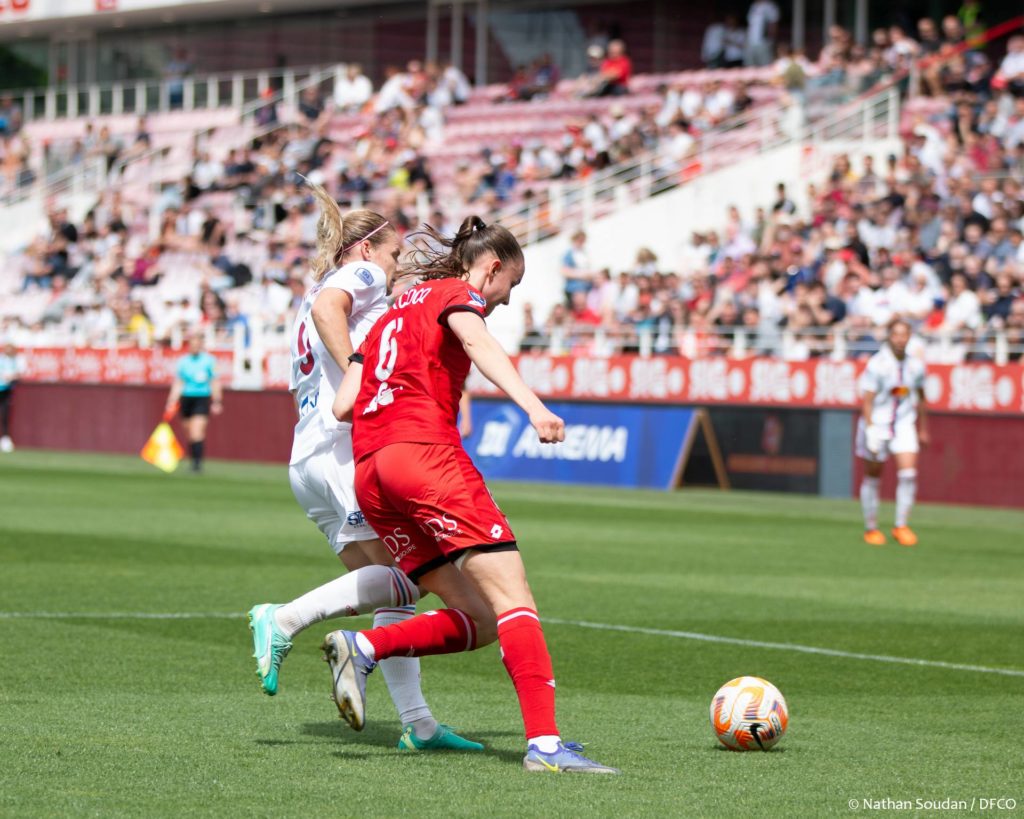 Le DFCO logiquement battu par Lyon (0-3)
