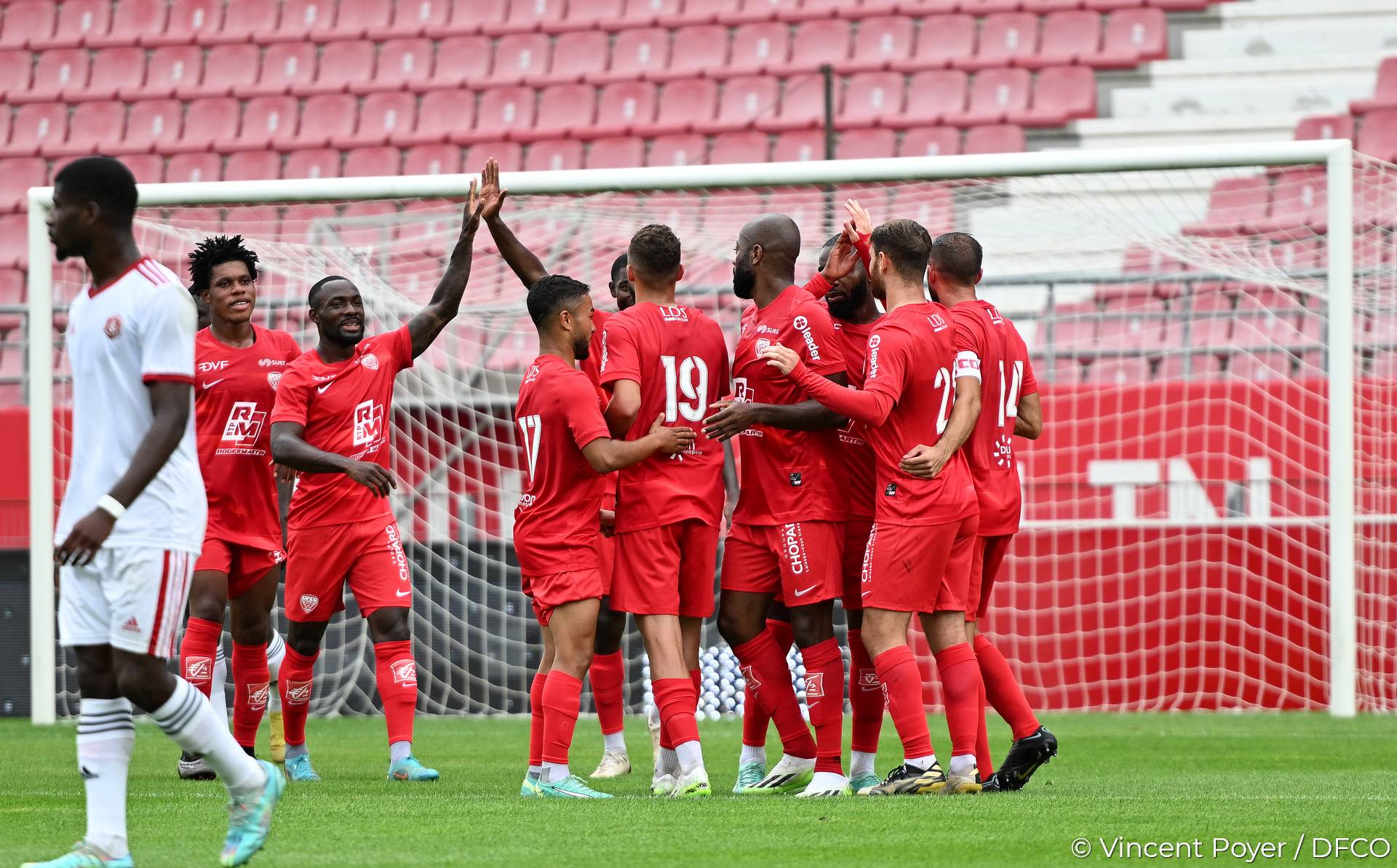 Le groupe dijonnais face au FC Rouen
