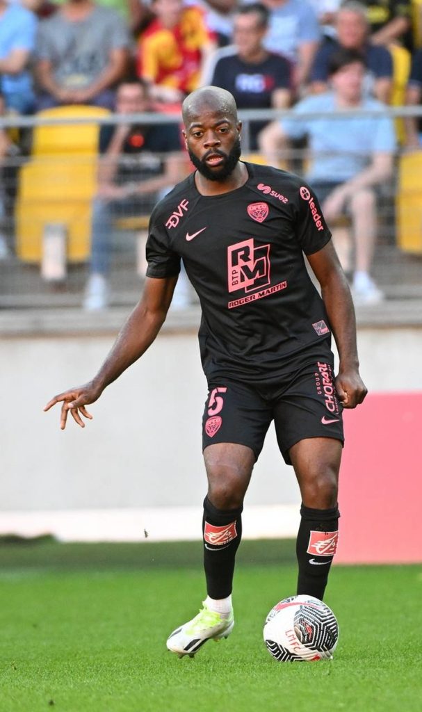 Arnold Temanfo : « Ne pas laisser de points à domicile »