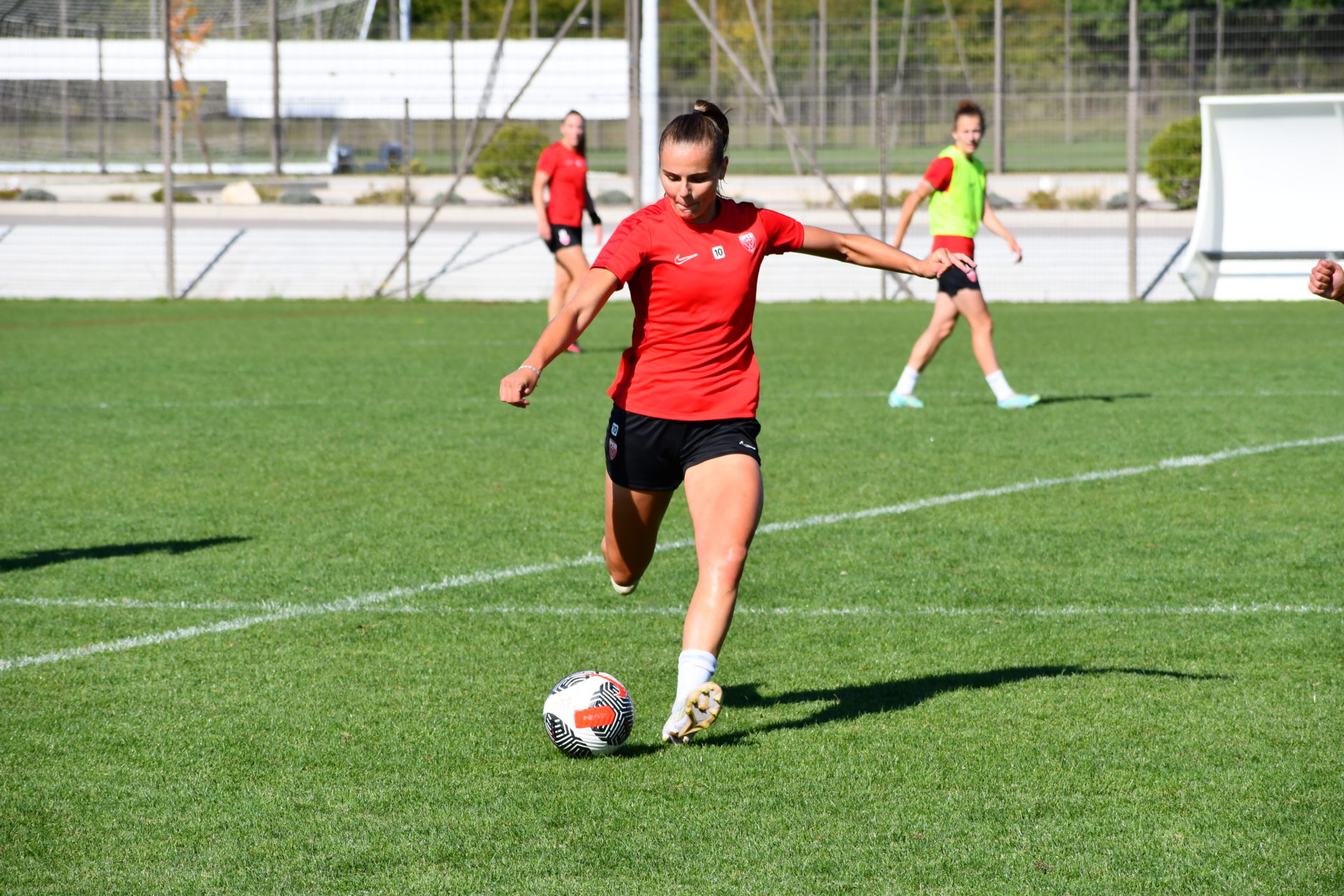 Madeline Roth : « Il faut se lâcher contre Lille »