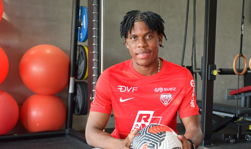 Cyriaque Irié signe son premier contrat pro !