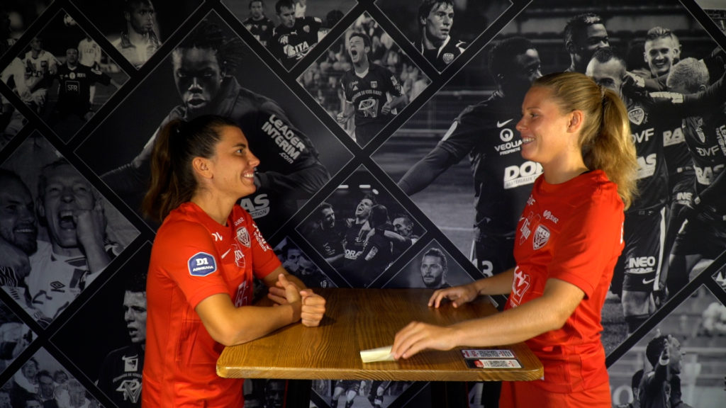 DFCOPlus : Le jeu du Post-It avec Rose Lavaud et Léa Declercq