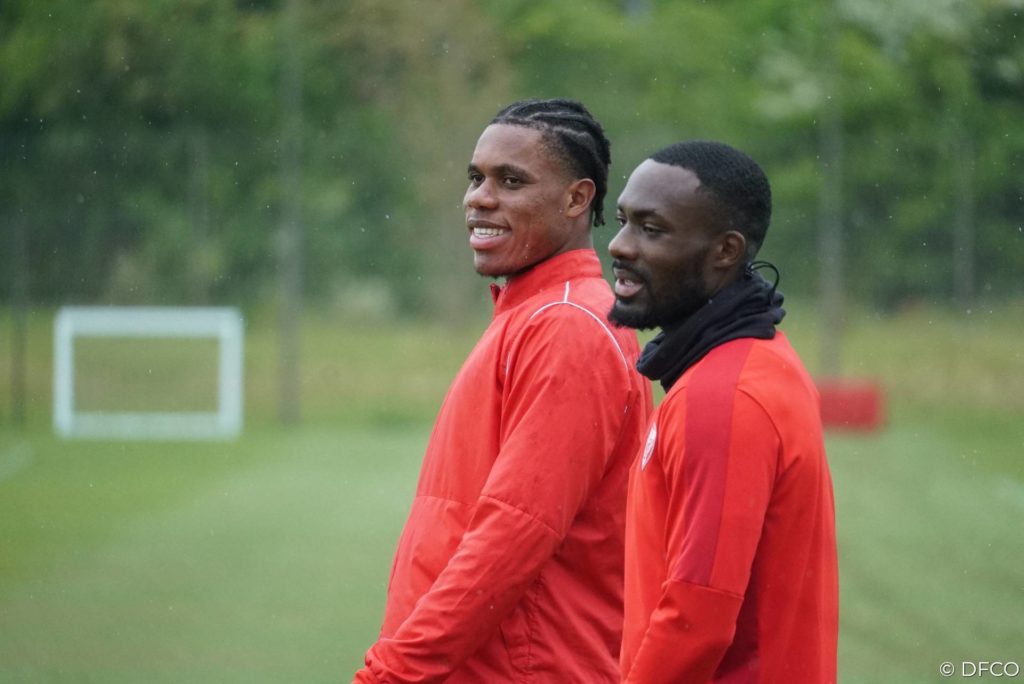 La séance du 24 avril en images