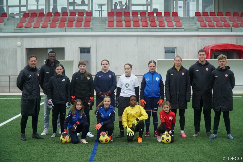 Stage gardiennes de but !