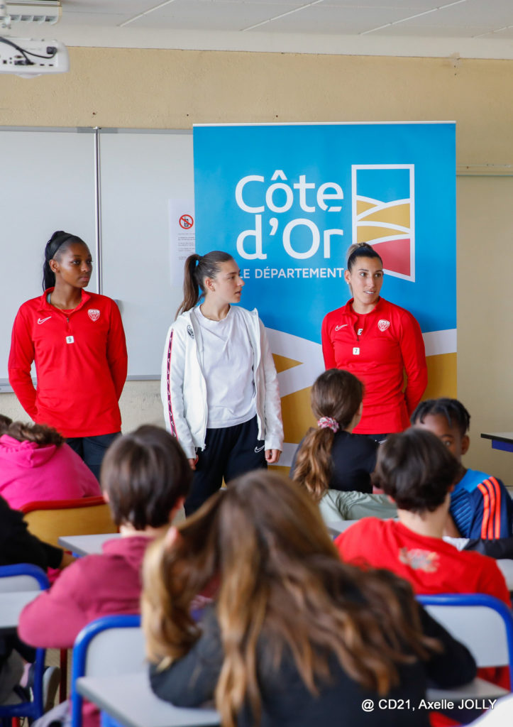 3 profs peu ordinaires au collège Montchapet !