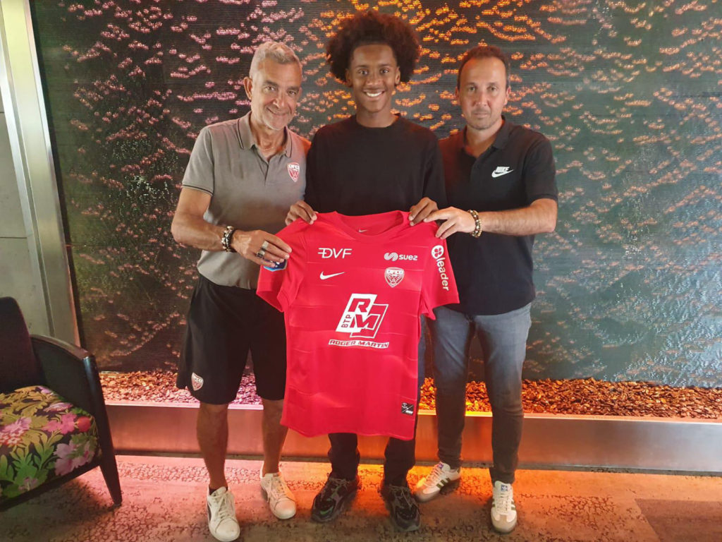 Le DFCO recrute le jeune Faïss Mahamat – Bindi !