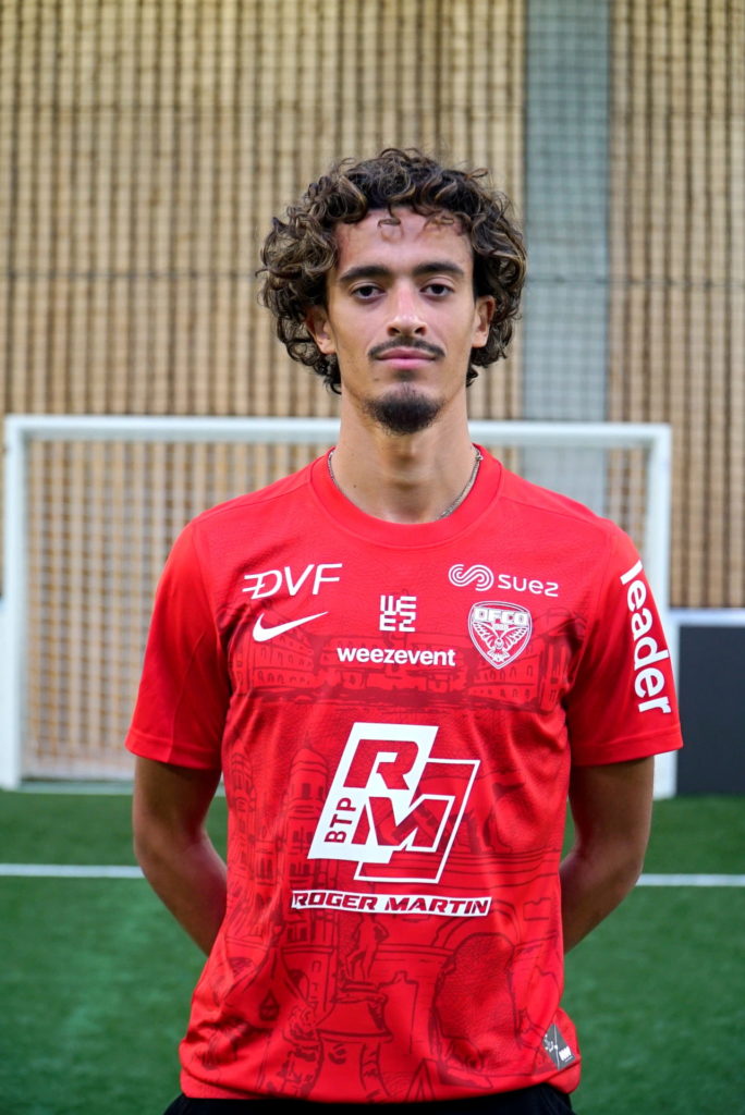 Adel Lembezat, nouvelle recrue offensive du DFCO !