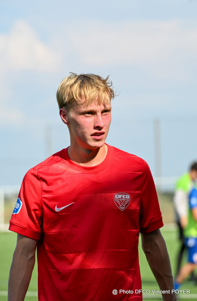 Formation : Des victoires pour les U17 et U19F!