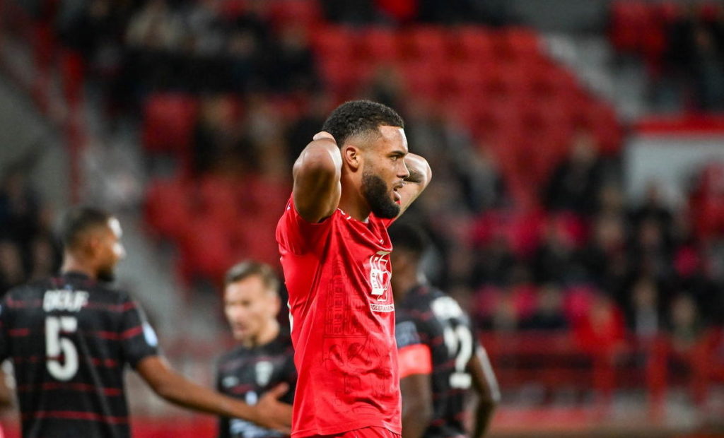 Le DFCO et Nîmes se neutralisent (0-0)