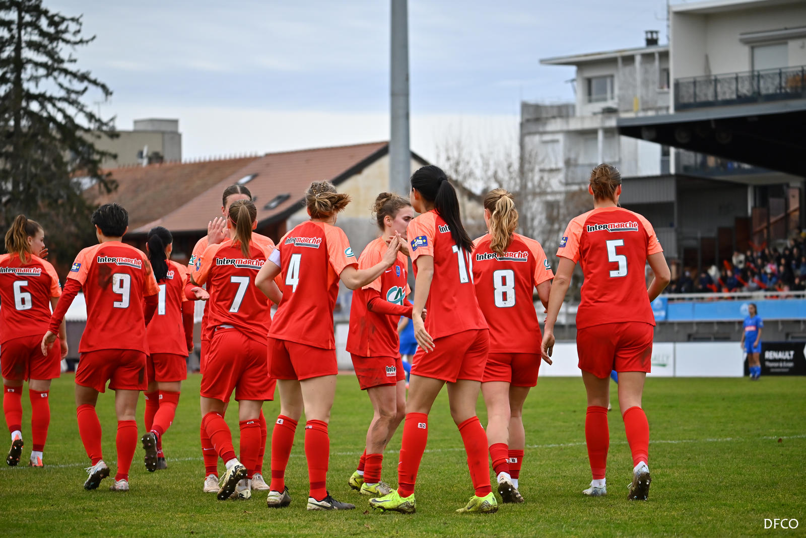 Le groupe dijonnais pour le Paris FC