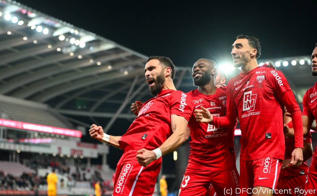 Avec le coeur, le DFCO accroche Orléans