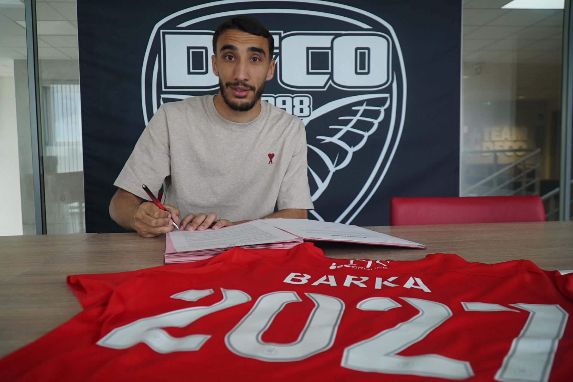 Yanis Barka prolonge jusqu’en 2027