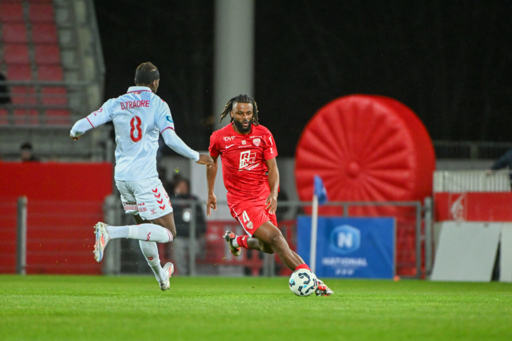 Elydjah Mendy prolonge au DFCO!