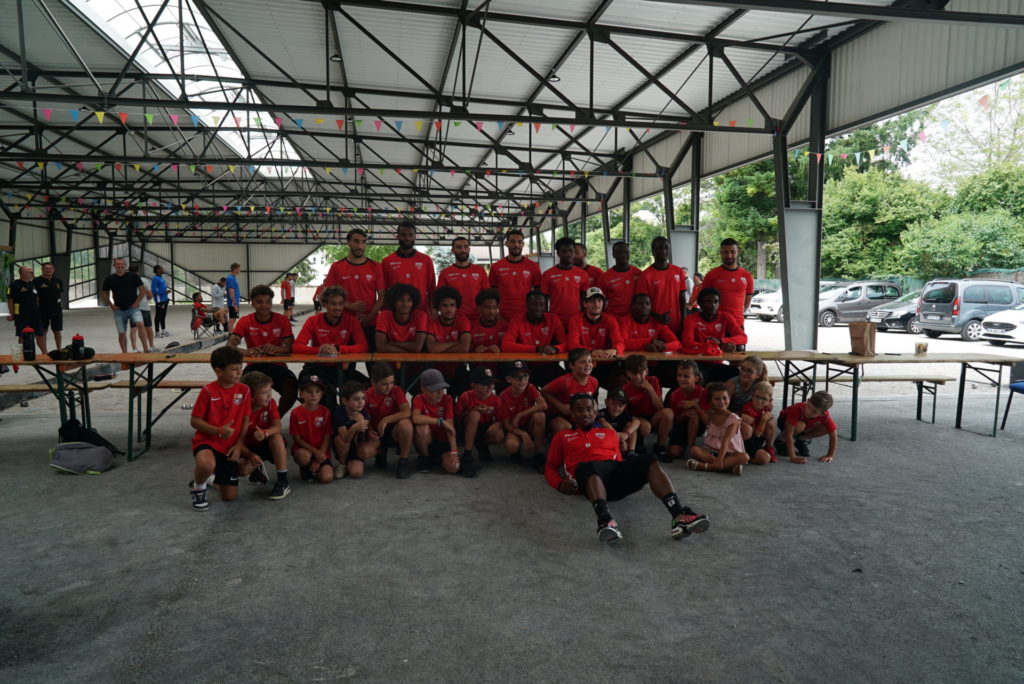 Nos joueurs en activité cohésion avec l’Etoile de Brazey-en-Plaine