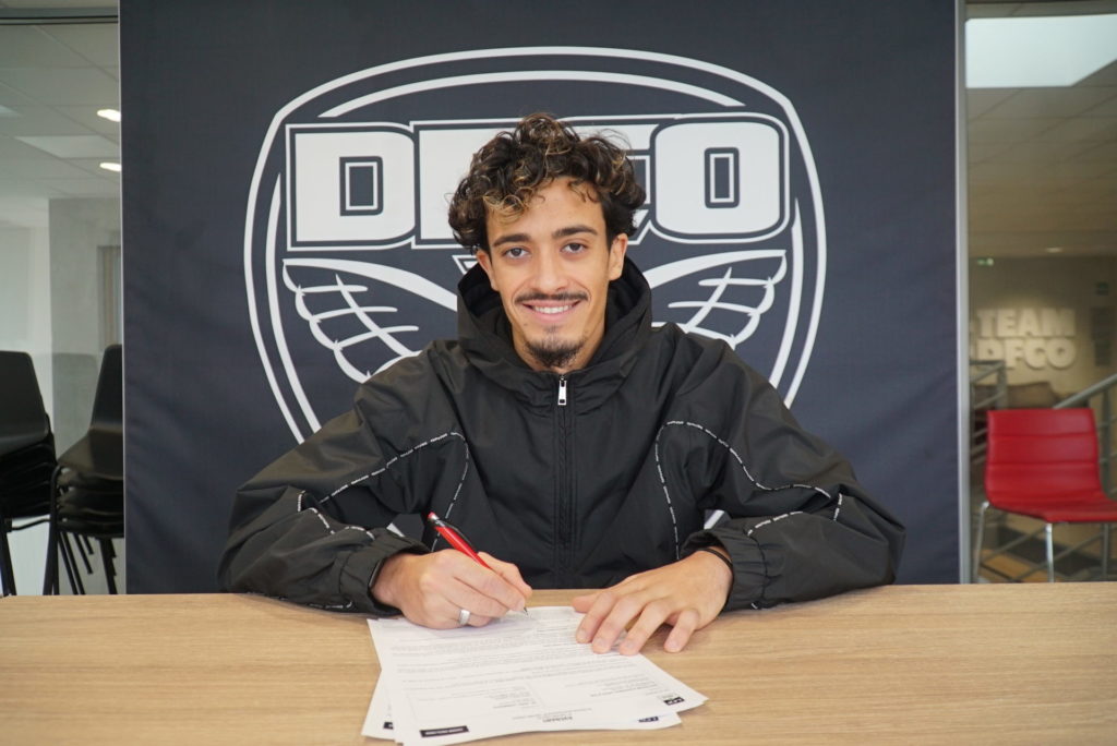 Adel Lembezat prolonge l’aventure