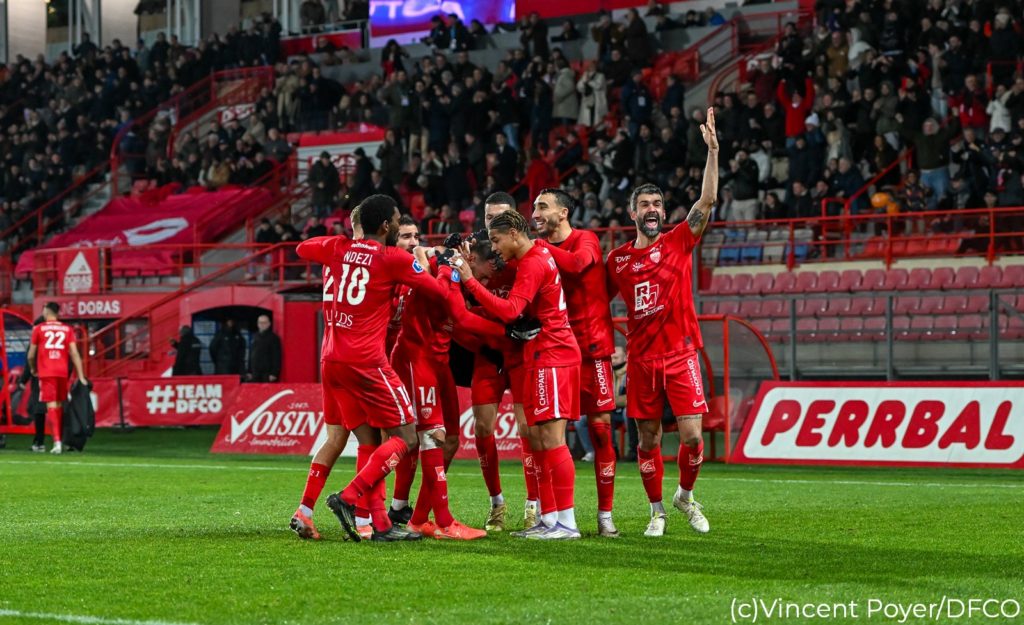 Le groupe pour la réception d&rsquo;Aubagne Air Bel