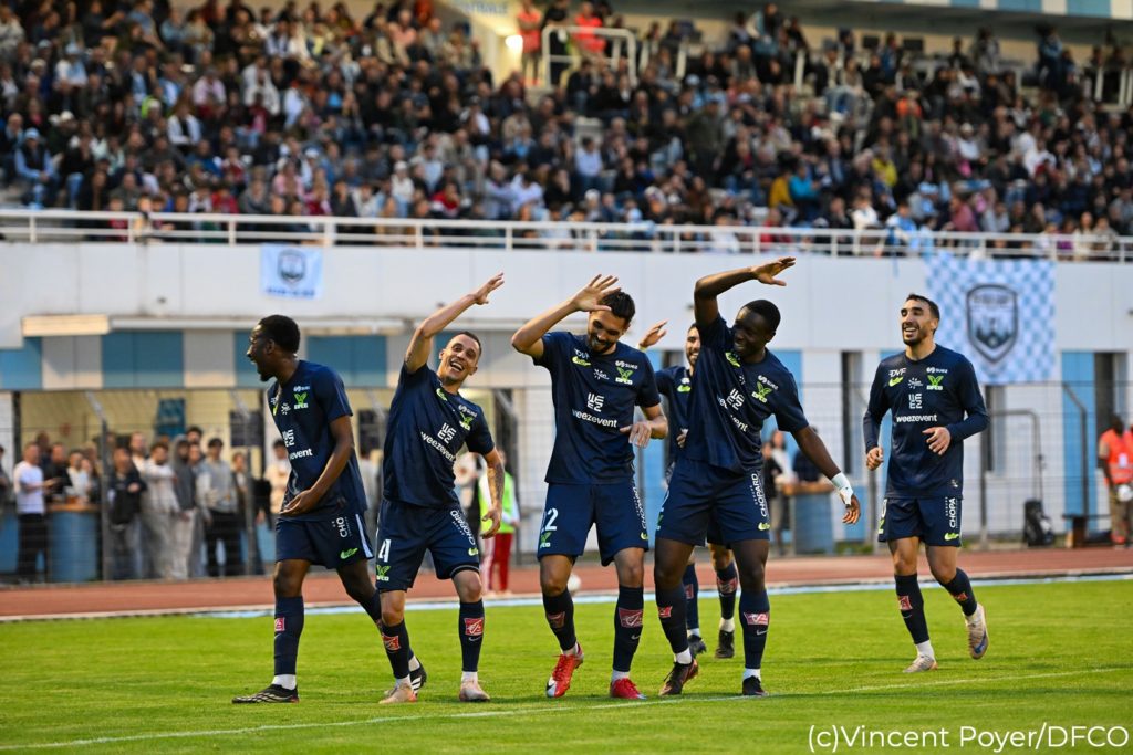 Le DFCO est champion de National