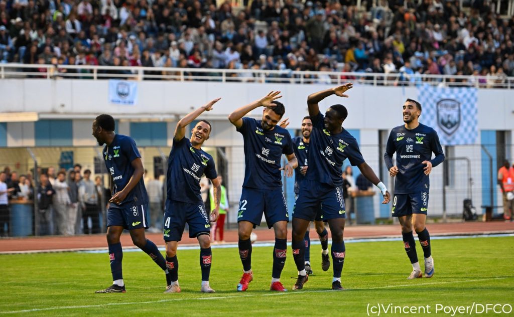 Le DFCO est champion de National
